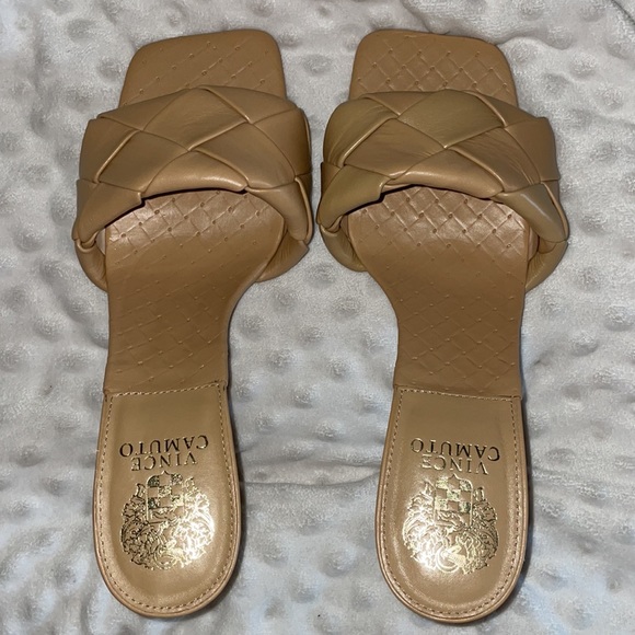 Vince Camuto Brelanie woven mule - Picture 2 of 8